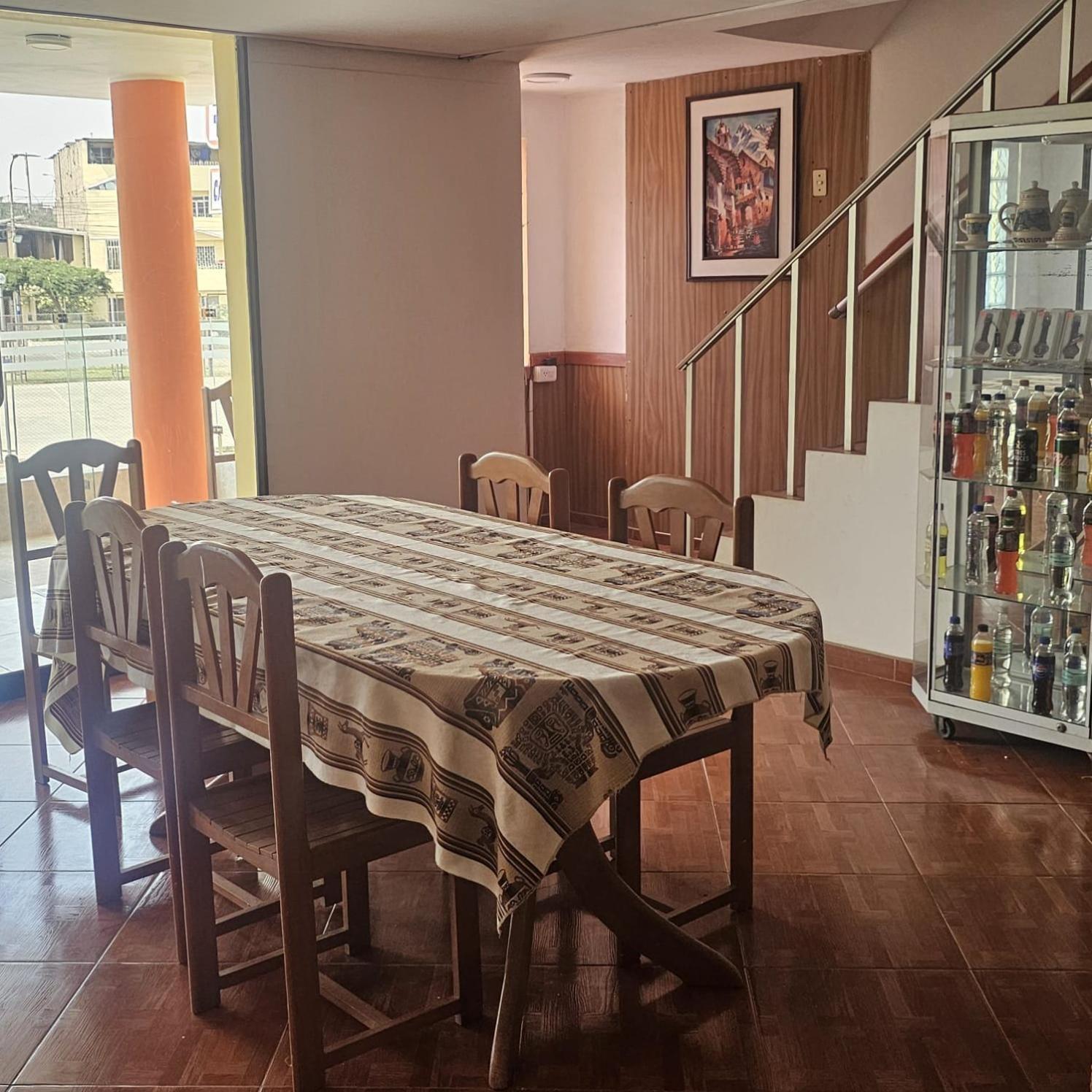 Hostal Turistico El Cajamarquez Lima Exterior foto